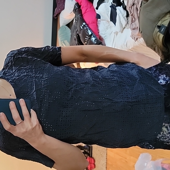 Equipment navy blue silk Perforated top Small - Picture 2 of 5